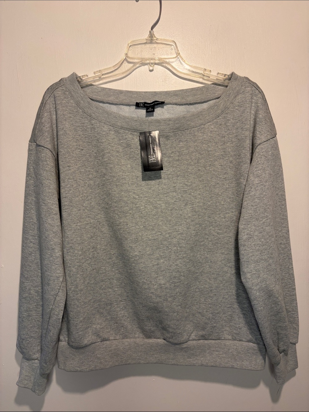INC International Concepts NWT Cropped Long Sleeve Grey Wide Neck Sweater SZ M